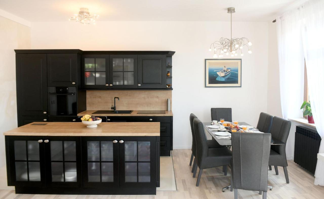 Divia Apartment Rijeka Ngoại thất bức ảnh