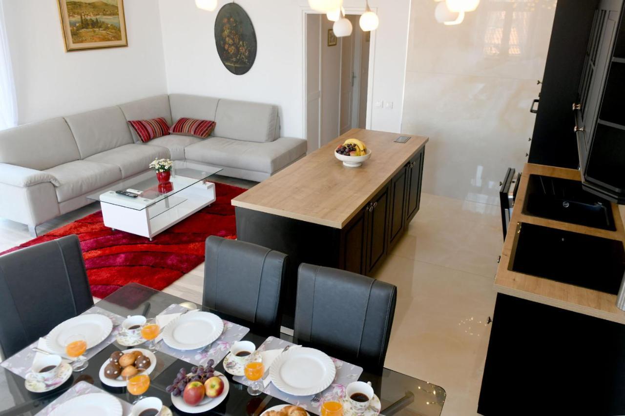 Divia Apartment Rijeka Ngoại thất bức ảnh