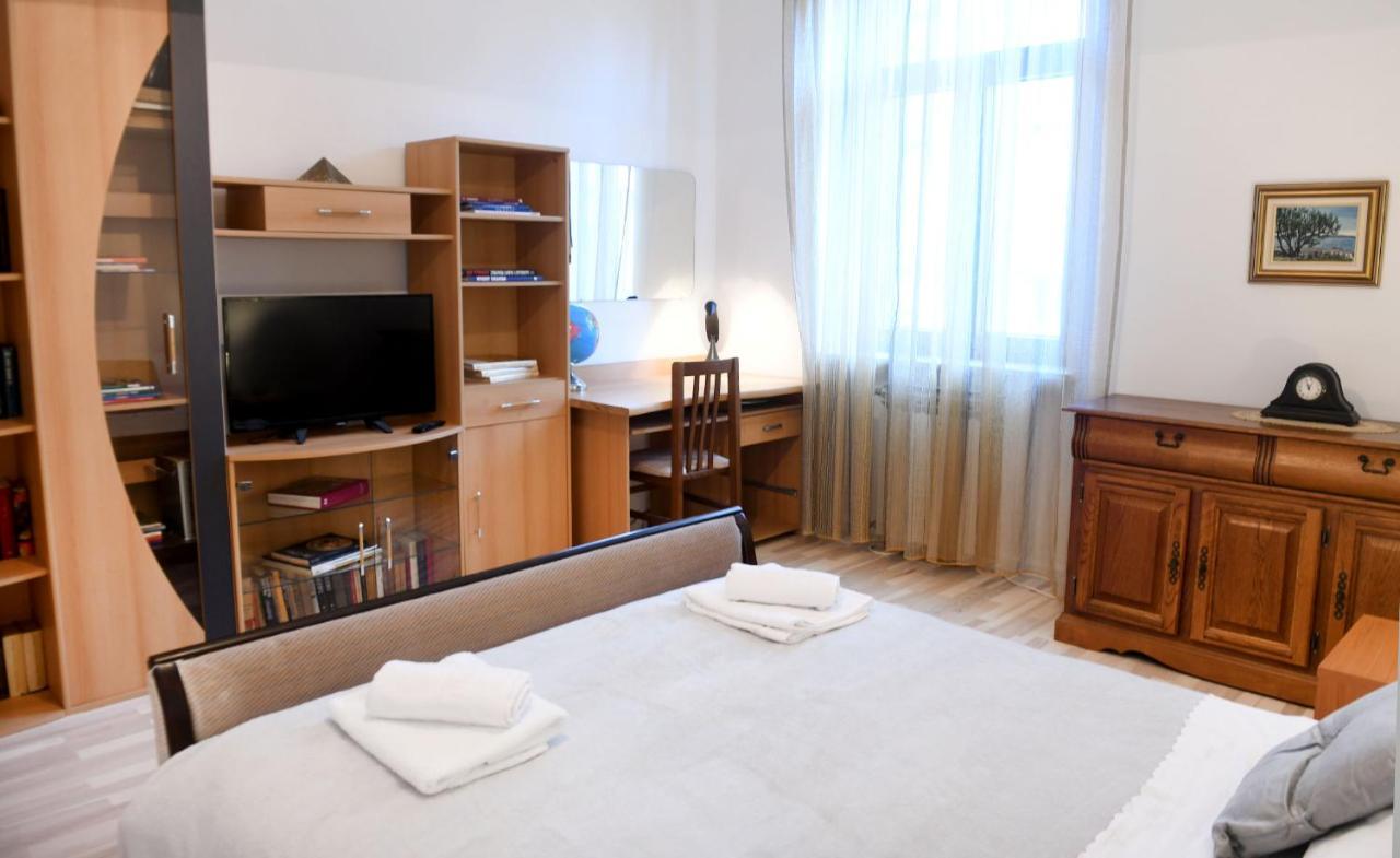 Divia Apartment Rijeka Ngoại thất bức ảnh