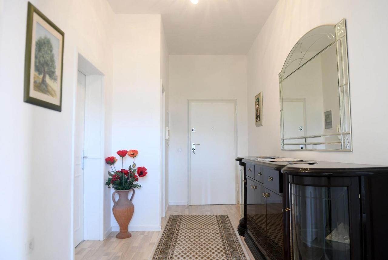 Divia Apartment Rijeka Ngoại thất bức ảnh