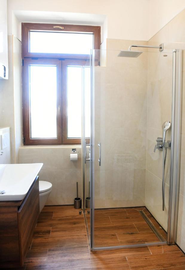 Divia Apartment Rijeka Ngoại thất bức ảnh